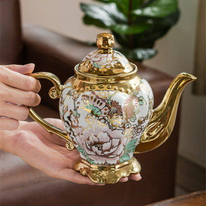 Luxury European High-Capacity Porcelain Teapot